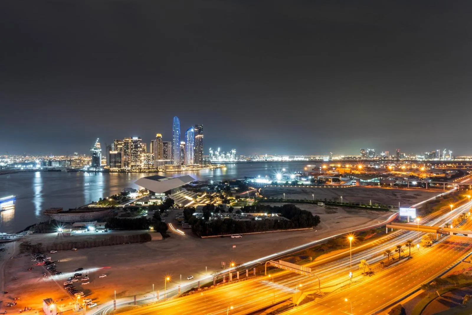 Palazzo Versace Luxury Living - 1Br Apt Dubai 0*,